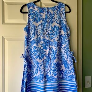 Lilly Pulitzer Donna square neck romper in blue and white ocean print.